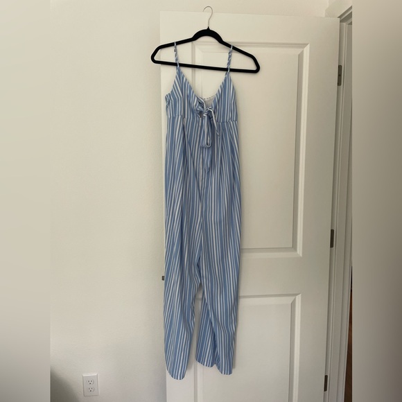 Maternity Jumpsuit Ingrid and Isabelle XS - Picture 3 of 8